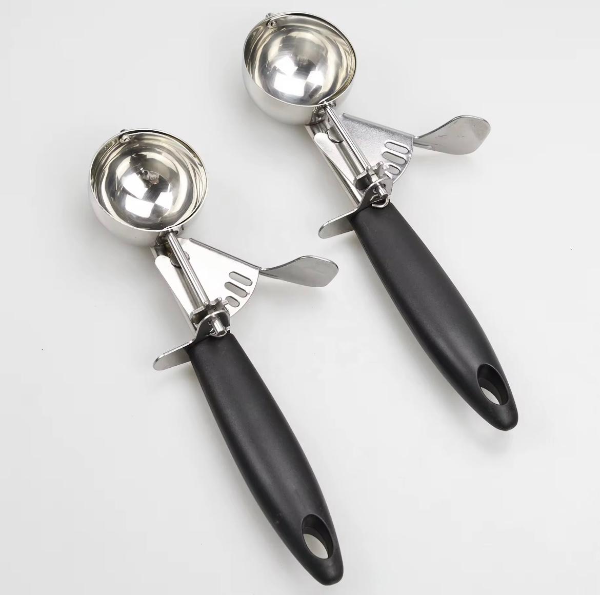 ice cream scooper